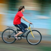 Capturing Dynamic Photos With a Panning Effect